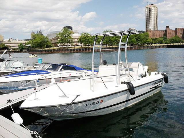 2001 Hydra-Sports 20 LTS with a SG300 boat t-top, photo 3 of 4