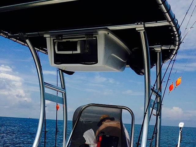 2001 Nitro Bay 2200 with a SG300 boat t-top, photo 3 of 5