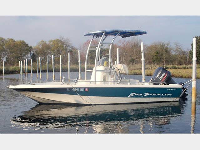 2001 VIP Boats Bay Stealth 1880 with a SG300 boat t-top, photo 2 of 2