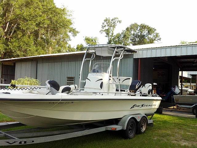 2001 VIP Boats Bay Stealth with a SG600 boat t-top, photo 2 of 6