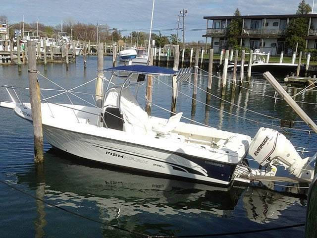 2002 Bombardier Fish Hawk 23' with a SG600 boat t-top, photo 1 of 5