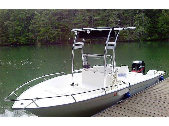 2002 Cape Horn Offshore 17' with a SG300 boat t-top, photo 1 of 2