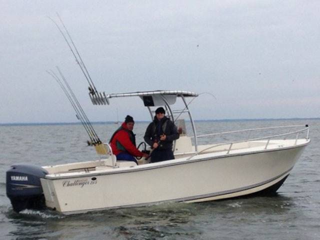 2002 Kencraft 215 with a SG300 boat t-top, photo 2 of 3