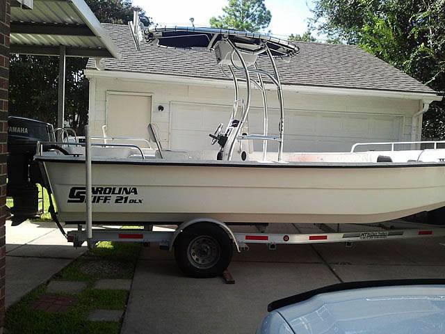 2003 Carolina Skiff 21 DLX with a SG600 boat t-top, photo 1 of 2