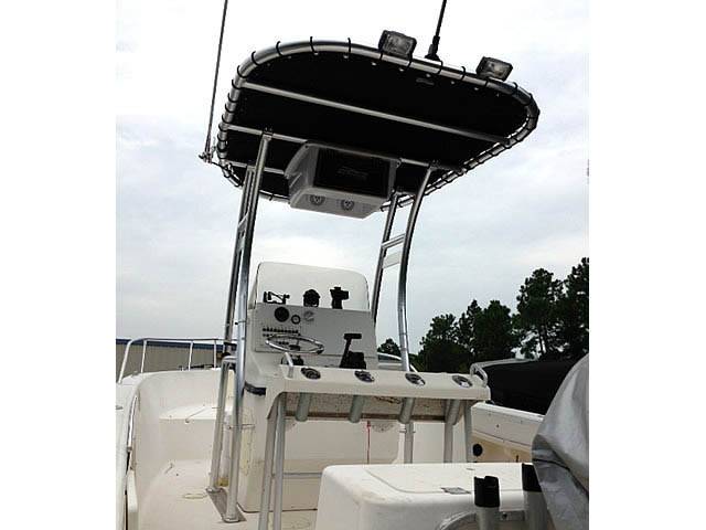 2003 Sea Fox 230 with a SG300 boat t-top, photo 3 of 3