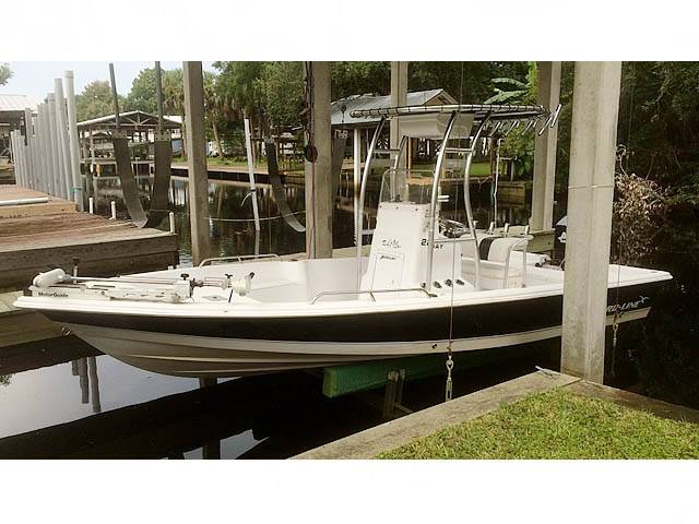 2004 Pro-Line 22' with a SG300 boat t-top, photo 3 of 6