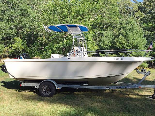 2004 Pro-Line CC with a SG300 boat t-top