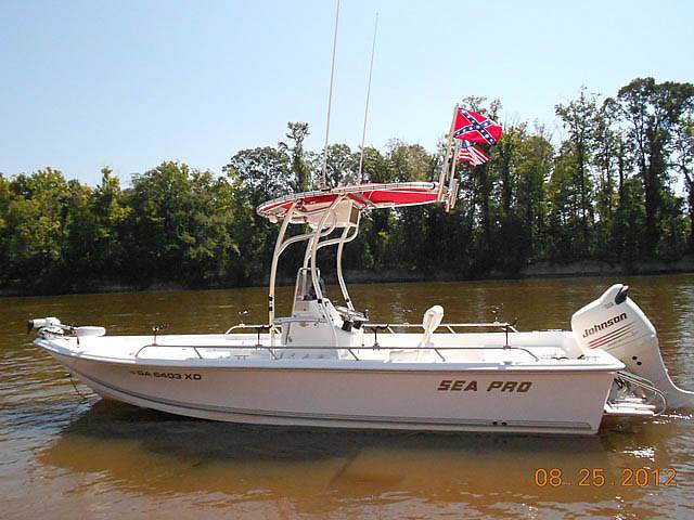 2004 Sea Pro 2100 with a SG600 boat t-top, photo 1 of 4
