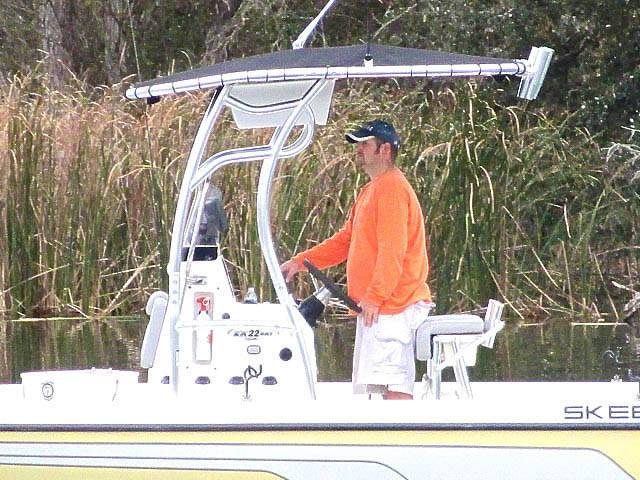 2004 Skeeter with a SG600 boat t-top, photo 2 of 6