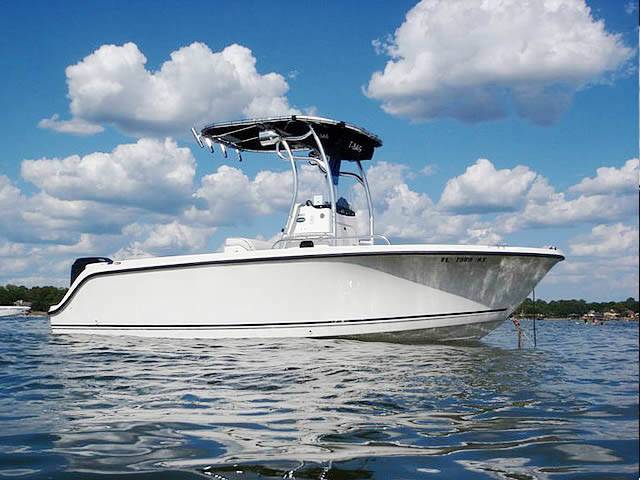 2004 Trophy 1903 with a SG600 boat t-top, photo 1 of 7
