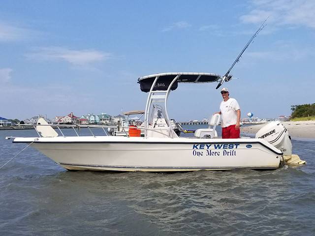 2005 Key West 2020 with a SG300 boat t-top, photo 1 of 3