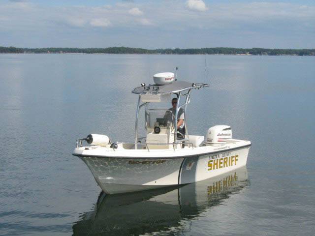 2005 May-Craft 2000 with a SG600 boat t-top, photo 2 of 3