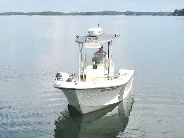 2005 May-Craft 2000 with a SG600 boat t-top, photo 1 of 3