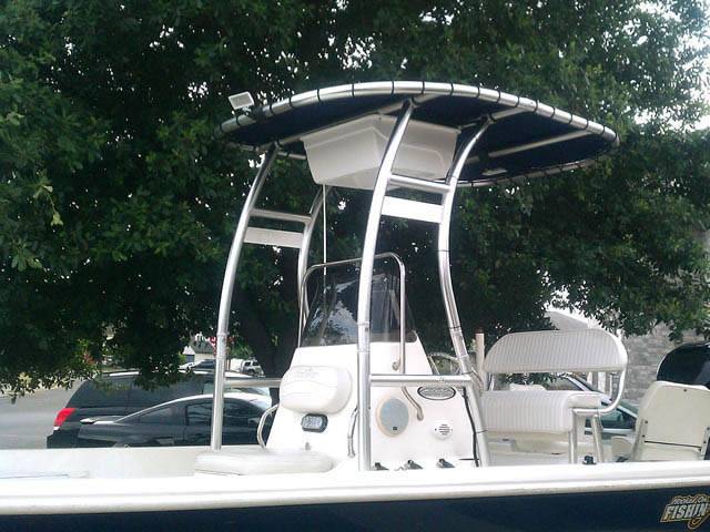2005 NauticStar with a SG300 boat t-top, photo 1 of 5