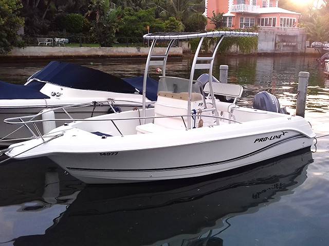 2005 Pro-Line with a SG300 boat t-top