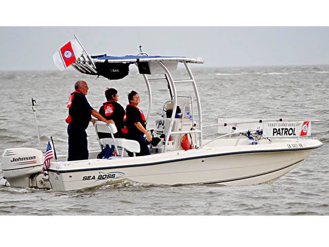 2005 Sea Boss 1800CC with a SG300 boat t-top, photo 2 of 6