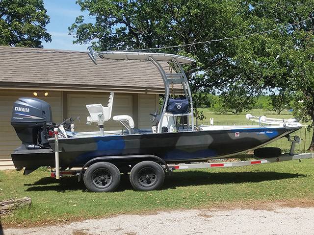 2005 Xpress 18HD CC with a SG300 boat t-top, photo 2 of 4