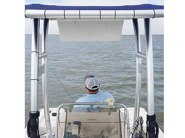 2006 Cape Craft 17' with a SG300 boat t-top, photo 3 of 3