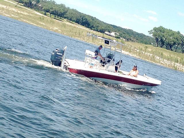 2006 NauticStar Nautic Bay 2200 with a SG300 boat t-top, photo 3 of 4