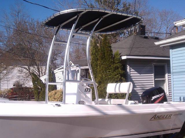 2007 Angler 173F with a SG300 boat t-top, photo 1 of 5