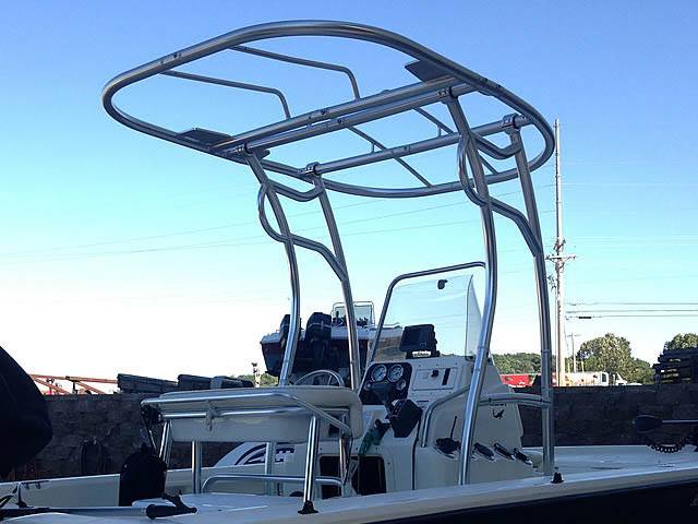 2007 Mako 2201 with a SG600 boat t-top, photo 2 of 6