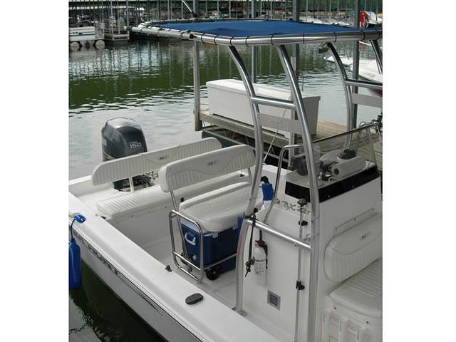 2007 Sea Hunt BX-22T with a SG300 boat t-top