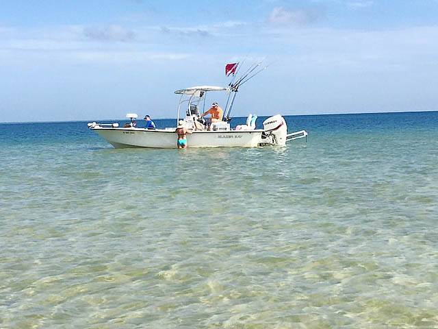 2008 Blazer Bay 2400 with a SG600 boat t-top, photo 1 of 6