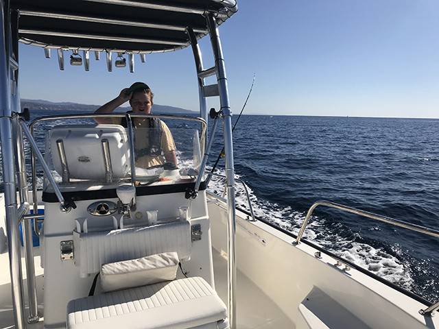 2008 Boston Whaler 190 with a SG300 boat t-top, photo 3 of 3