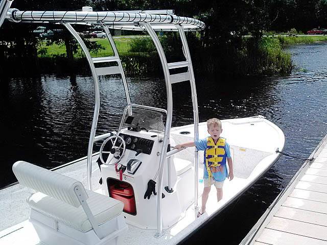 2008 Mako 181 with a SG300 boat t-top, photo 2 of 7