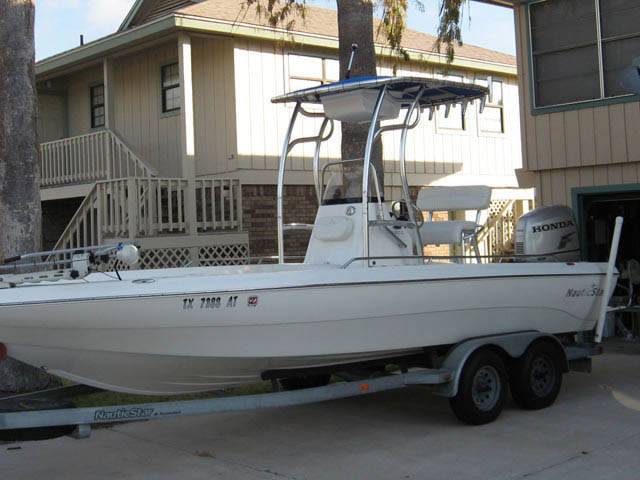 2008 NauticStar Bay 2200 with a SG600 boat t-top, photo 2 of 3