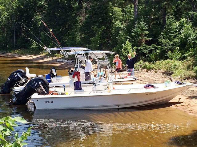 2008 Sea Pro SV2100CC with a SG300 boat t-top