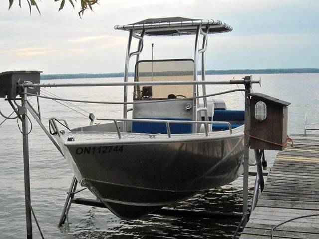 2008 Stanley Islander 21' with a SG600 boat t-top, photo 2 of 4