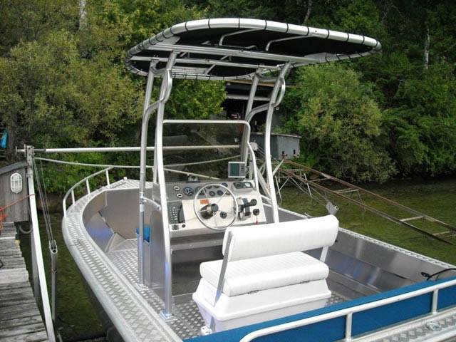 2008 Stanley Islander 21' with a SG600 boat t-top, photo 3 of 4