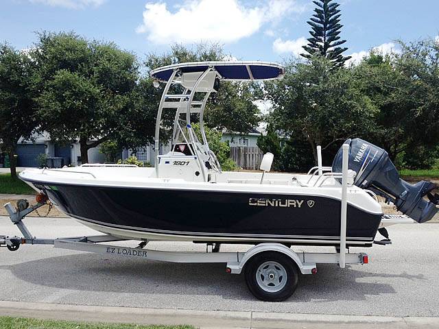 2009 Century 1801 with a SG300 boat t-top, photo 2 of 3