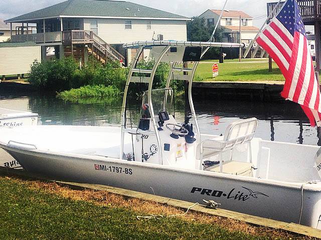 2009 Pro-Lite with a SG300 boat t-top, photo 1 of 3