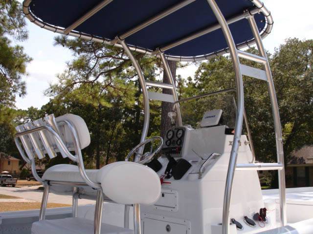 2011 Sea Hunt XP 21' with a SG300 boat t-top, photo 1 of 8
