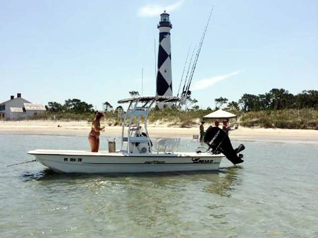 2012 Mako Pro Skiff 17' with a SG300 boat t-top, photo 2 of 2