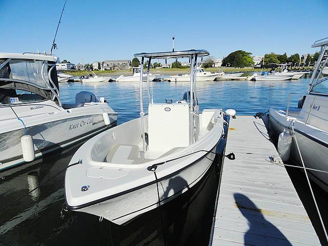 2012 Sailfish 2080 with a SG300 boat t-top, photo 3 of 4