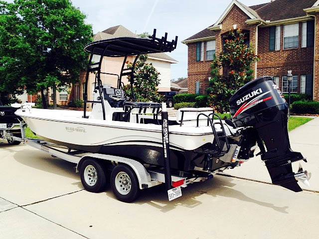 2013 Blue Wave 2400 Purebay with a SG300 boat t-top, photo 2 of 10