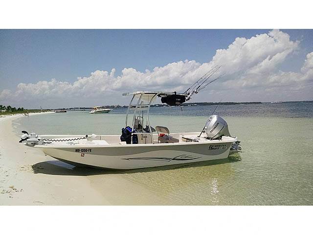 2013 Carolina Skiff 218 DLV with a SG300 boat t-top, photo 1 of 8
