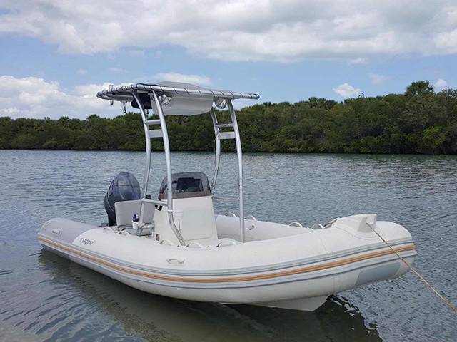 2013 Zodiac 540 with a SG300 boat t-top, photo 3 of 4