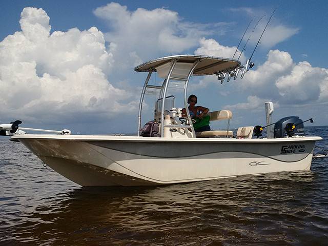 2014 Carolina Skiff 198 DLV with a SG300 boat t-top, photo 1 of 2
