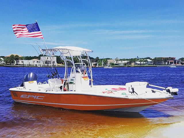 2014 Epic 22' with a SG600 boat t-top