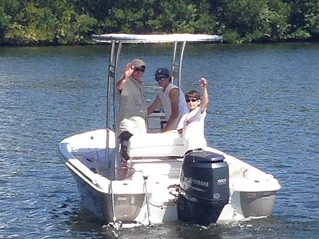 2014 JNT NauticStar 18' with a SG300 boat t-top, photo 3 of 3