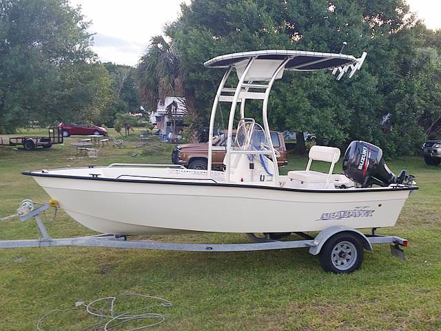 2014 Sea Hawk 17' with a SG300 boat t-top, photo 3 of 4