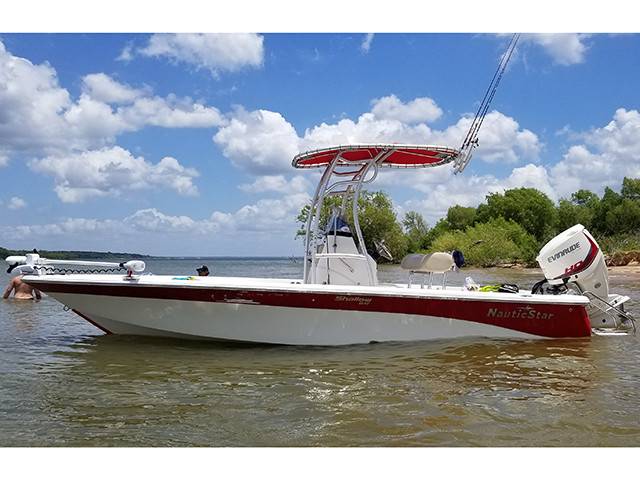 2015 NauticStar Shallow Bay 214 xts with a SG600 boat t-top, photo 1 of 4
