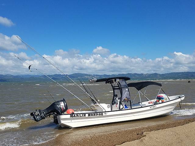 2015 Yamaha Consuelo with a SG300 boat t-top, photo 2 of 4