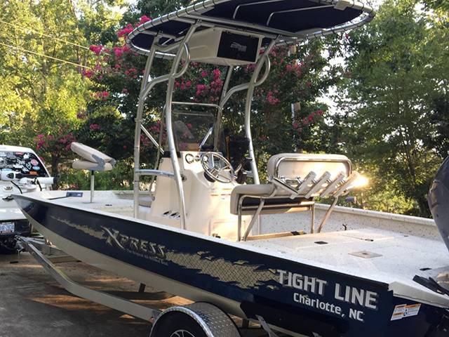 2016 Xpress H20B with a SG600 boat t-top, photo 1 of 4