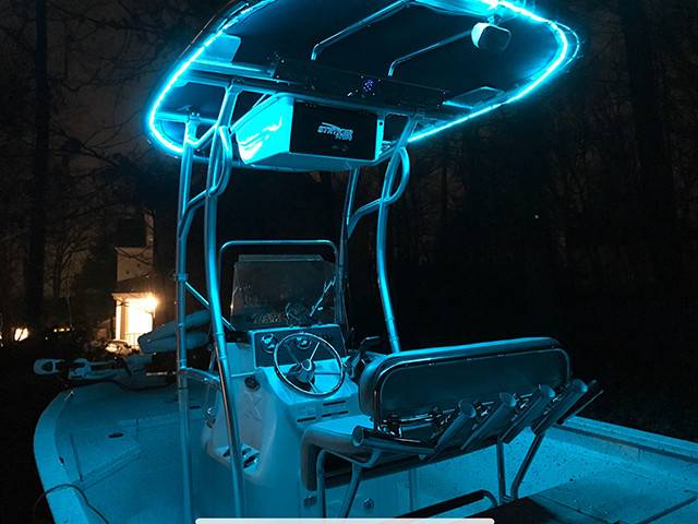 2016 Xpress H20B with a SG600 boat t-top, photo 3 of 4