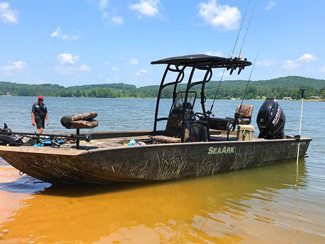2017 SeaArk BX220 with a SG600 boat t-top, photo 2 of 4